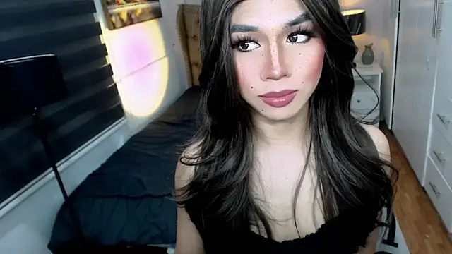 Snapshot of solana_imani chatting on 09-16-25, 03:46 solana imani online show from 09-16-25, 03:46