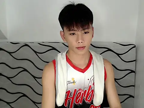 ynotyu online show from 07-10-26, 04:42