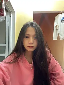 Snapshot of Aghenh chatting on 10-18-25, 04:52 Aghenh online show from 10-18-25, 04:52