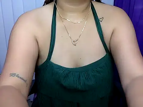 yummy mia online show from 05-08-26, 02:11