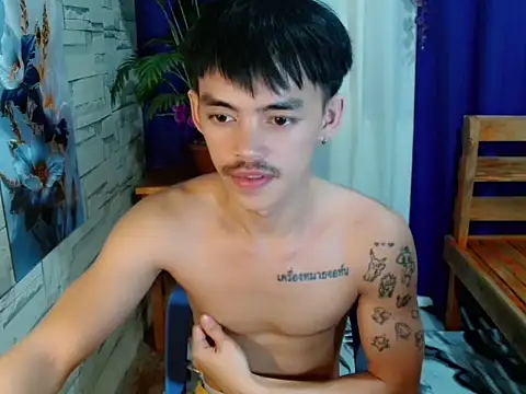 Snapshot of urhunky_boy chatting on 06-22-26, 09:12 urhunky boy online show from 06-22-26, 09:12
