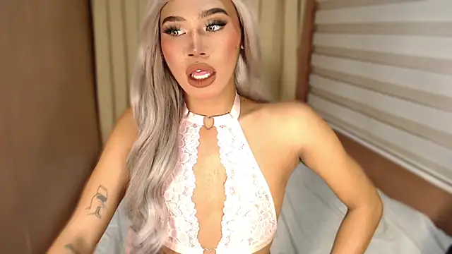 Snapshot of _tipsandchips chatting on 09-26-25, 06:12 tipsandchips online show from 09-26-25, 06:12