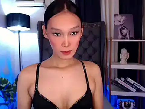 Snapshot of sensualmelody143 chatting on 10-14-25, 01:34 sensualmelody143 online show from 10-14-25, 01:34