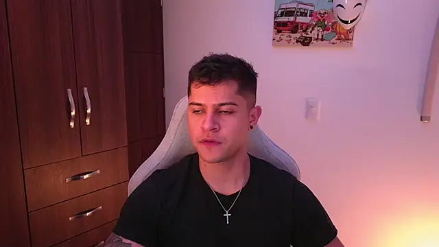 domsantiago  online show from 10-18-25, 01:41