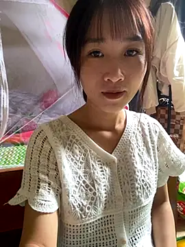 Snapshot of oneyou_400 chatting on 10-02-25, 03:24 oneyou 400 online show from 10-02-25, 03:24
