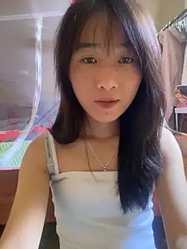 Snapshot of oneyou_400 chatting on 10-27-25, 02:48 oneyou 400 online show from 10-27-25, 02:48