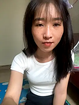 Snapshot of oneyou_400 chatting on 11-03-25, 03:19 oneyou 400 online show from 11-03-25, 03:19