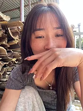 Snapshot of oneyou_400 chatting on 02-06-26, 06:29 oneyou 400 online show from 02-06-26, 06:29