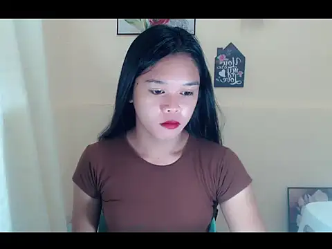 Snapshot of liannexfuckdoll chatting on 05-14-26, 06:04 liannexfuckdoll online show from 05-14-26, 06:04