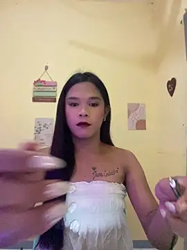 Snapshot of liannexfuckdoll chatting on 05-30-26, 06:27 liannexfuckdoll online show from 05-30-26, 06:27