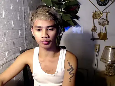 Snapshot of asianhardcock25 chatting on 04-20-26, 03:48 asianhardcock25 online show from 04-20-26, 03:48