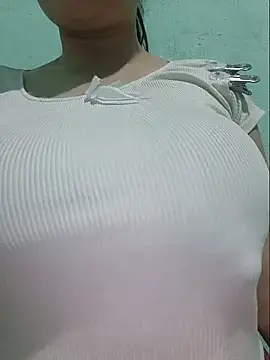 Shiny Babe online show from 06-01-26, 04:14