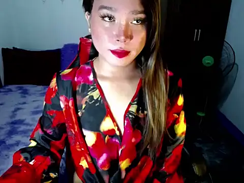 Urassiansweetcummer online show from 10-30-25, 02:13