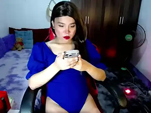 Snapshot of Urassiansweetcummer chatting on 03-24-26, 03:22 Urassiansweetcummer online show from 03-24-26, 03:22
