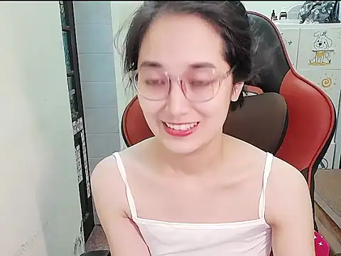 Shulee21 online show from 09-19-25, 01:29