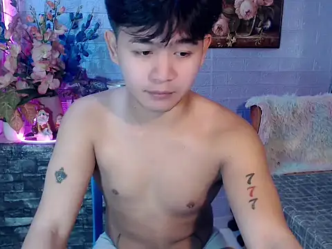 Snapshot of Albertx_Destroyer69 chatting on 06-22-26, 03:47 Albertx Destroyer69 online show from 06-22-26, 03:47