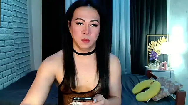 Snapshot of _Carmilla chatting on 11-06-25, 01:34 Carmilla online show from 11-06-25, 01:34