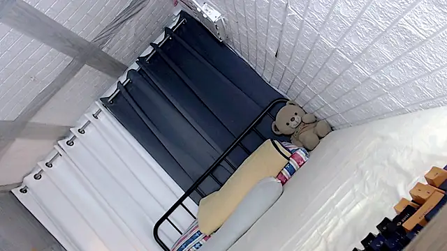 TRANSGODDESSA online show from 04-06-26, 01:03