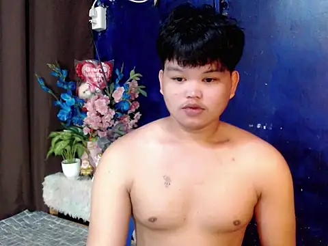 Reynelcock online show from 03-26-26, 06:57