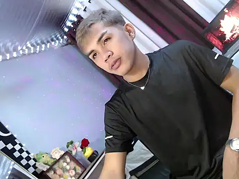 Snapshot of urhot_chany chatting on 07-10-26, 04:39 urhot chany online show from 07-10-26, 04:39