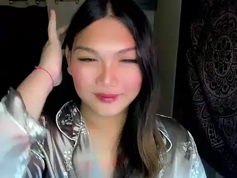 Lou heart online show from 11-25-25, 07:47