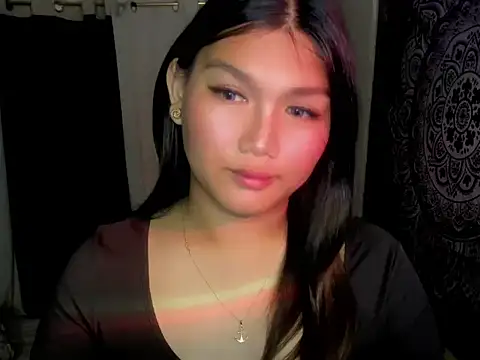 Lou heart online show from 02-06-26, 02:49