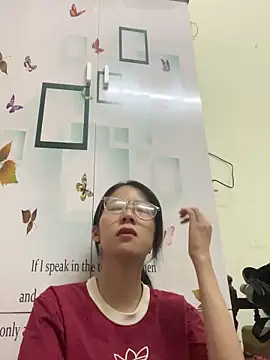 meomeo2k6 online show from 10-29-25, 01:46