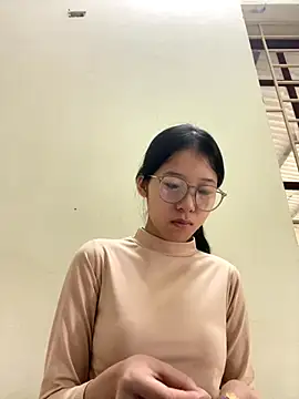 meomeo2k6 online show from 12-20-25, 06:20