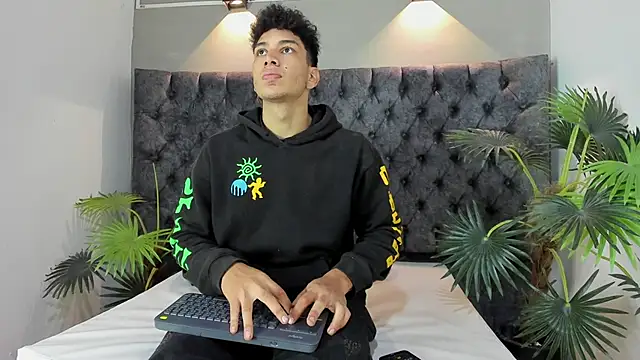 ALAN REDINGER online show from 11-13-25, 01:10