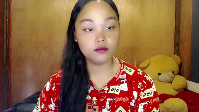  Lylia online show from 10-10-25, 05:17