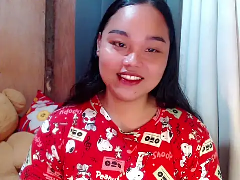  Lylia online show from 11-25-25, 10:21