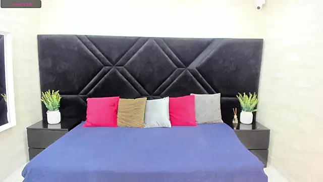 Snapshot of Dantzel_ chatting on 07-02-26, 03:06 Dantzel online show from 07-02-26, 03:06