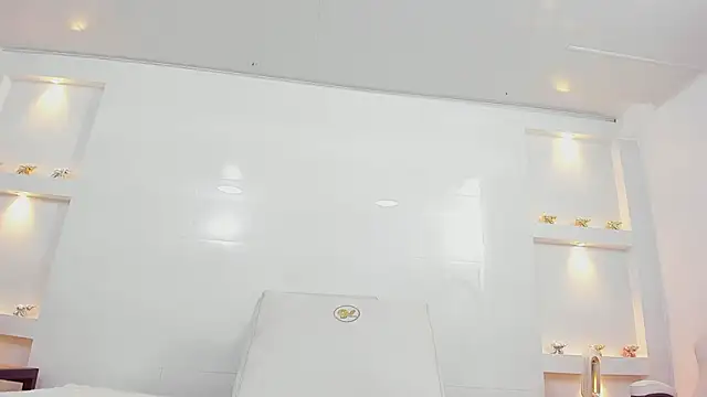 ikia lopez  online show from 02-05-26, 12:10