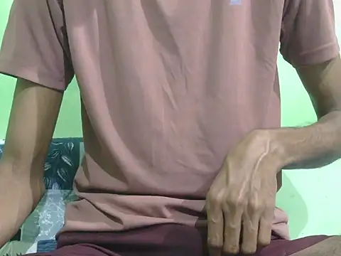 rockyy23boy online show from 12-14-25, 01:44