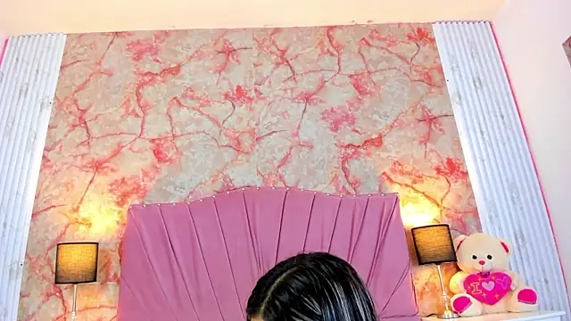 Wonderkloe  online show from 03-28-26, 02:55