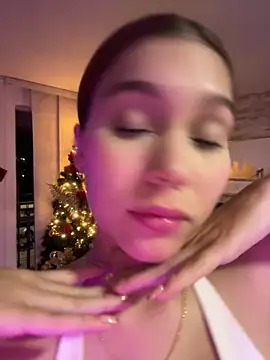 Nikii   online show from 12-21-25, 05:03