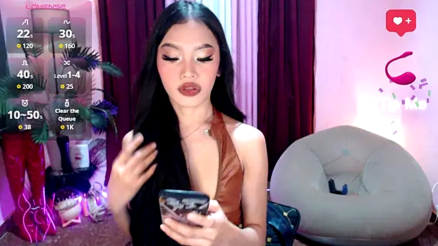 Snapshot of Asianprincess69 chatting on 09-21-25, 04:52 Asianprincess69 online show from 09-21-25, 04:52