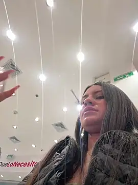 Isabella21  online show from 10-07-25, 10:51