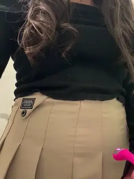 Isabella21  online show from 11-13-25, 08:30