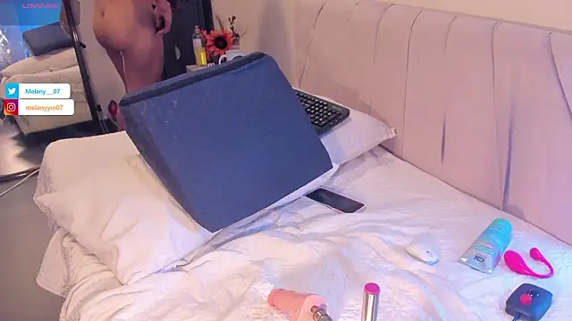 Melany  08 online show from 03-09-26, 01:04