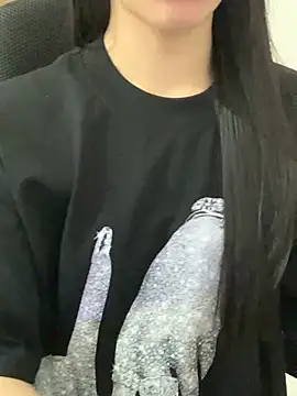 Snapshot of JennyQueen18 chatting on 02-11-26, 06:57 JennyQueen18 online show from 02-11-26, 06:57