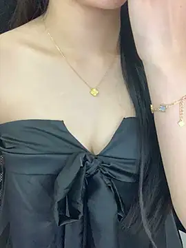 Snapshot of JennyQueen18 chatting on 03-12-26, 10:43 JennyQueen18 online show from 03-12-26, 10:43