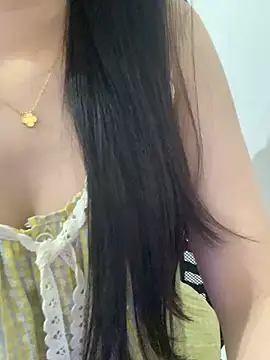 Snapshot of JennyQueen18 chatting on 03-30-26, 06:03 JennyQueen18 online show from 03-30-26, 06:03