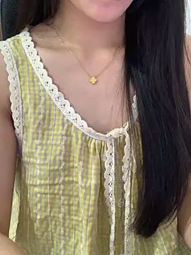 Snapshot of JennyQueen18 chatting on 04-03-26, 06:44 JennyQueen18 online show from 04-03-26, 06:44