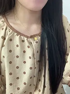 Snapshot of JennyQueen18 chatting on 04-15-26, 06:31 JennyQueen18 online show from 04-15-26, 06:31