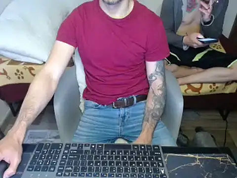 Snapshot of bossking017 chatting on 02-01-25, 04:11 bossking017 online show from 02-01-25, 04:11