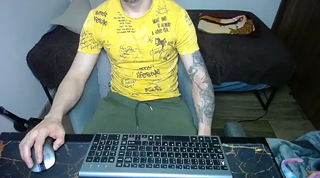 Snapshot of bossking017 chatting on 03-01-25, 02:26 bossking017 online show from 03-01-25, 02:26