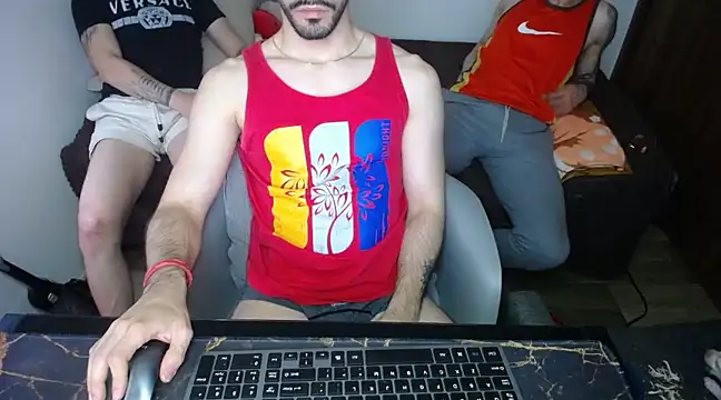 Snapshot of bossking017 chatting on 03-02-25, 06:30 bossking017 online show from 03-02-25, 06:30