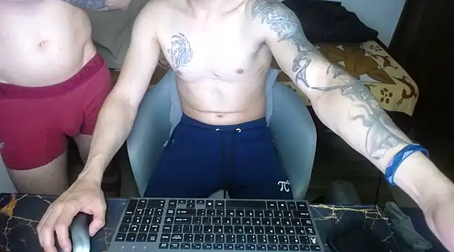 Snapshot of bossking017 chatting on 03-19-25, 02:48 bossking017 online show from 03-19-25, 02:48