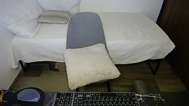 Snapshot of bossking017 chatting on 02-17-26, 05:19 bossking017 online show from 02-17-26, 05:19